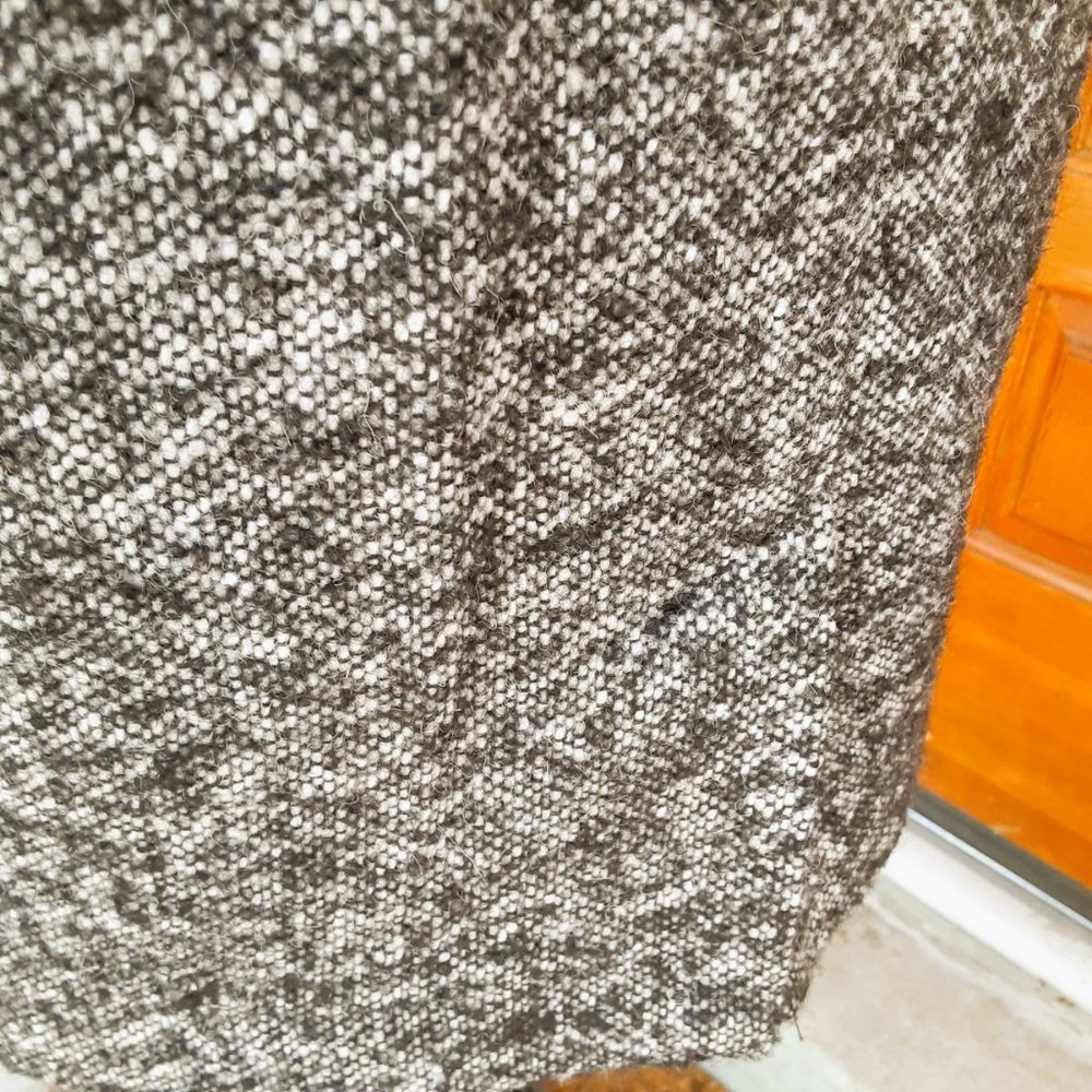 Bowden Wool Blend Skirt 6P with Black Waist Band. Back Slit. Fully Lined - Picture 8 of 11